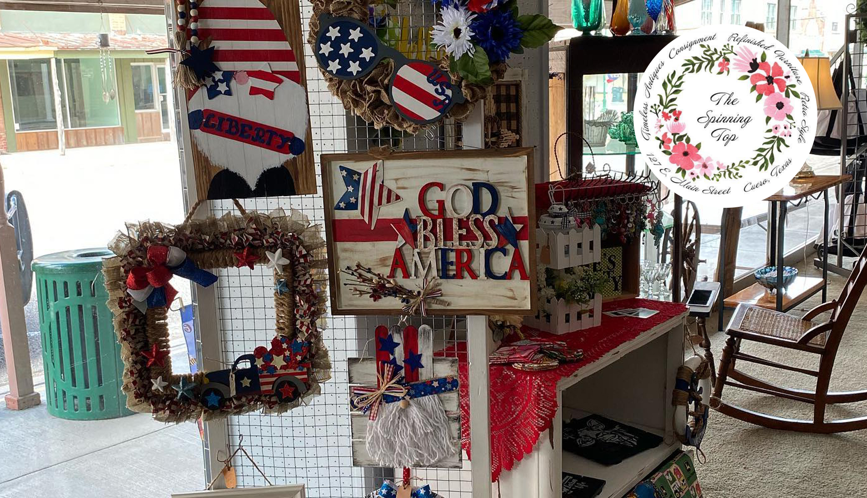 The Spinning Top Cuero Main Street